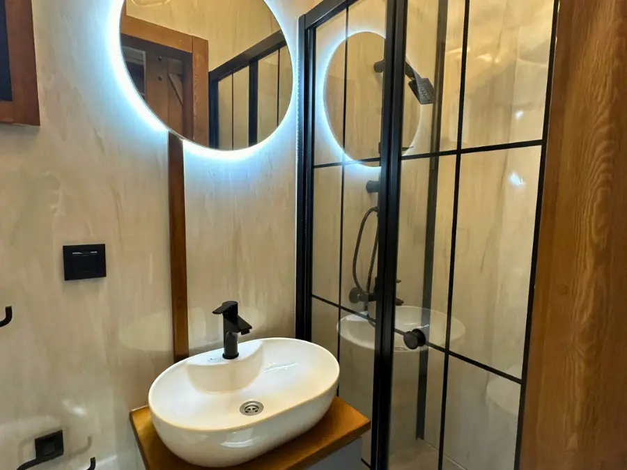 Modern Banyo Tasarimi – Prefabrik / Çelik Ev